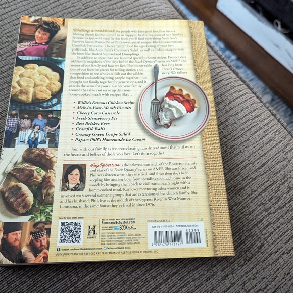 Miss Kay,s Duck Commander Kitchen . Cookbook. Duck Dynasty - Picture 3 of 8